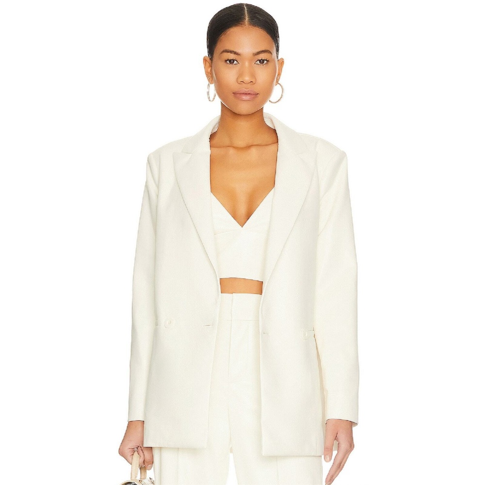 Chic White Women's Blazer